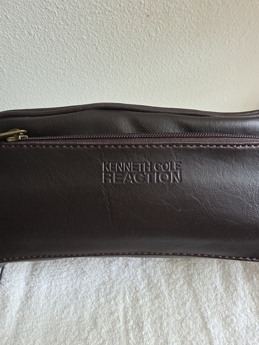 Kenneth Cole Reaction Men's Brown Leather Travel Toiletry Bag